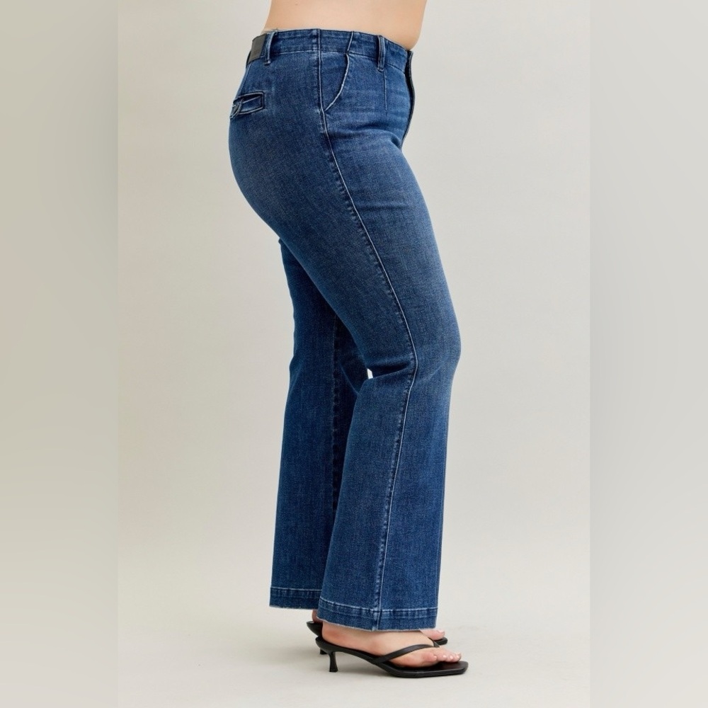 FEW LEFT! Judy Blue Full Size Mid Rise Bootcut Jeans with Welt Pockets Plus Size - Picture 9 of 16